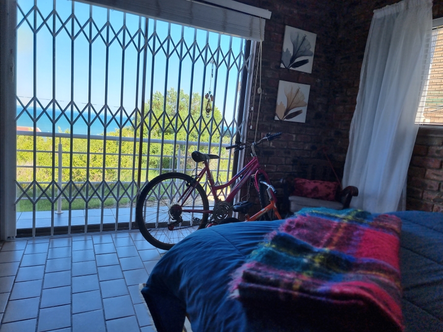 5 Bedroom Property for Sale in Dana Bay Western Cape